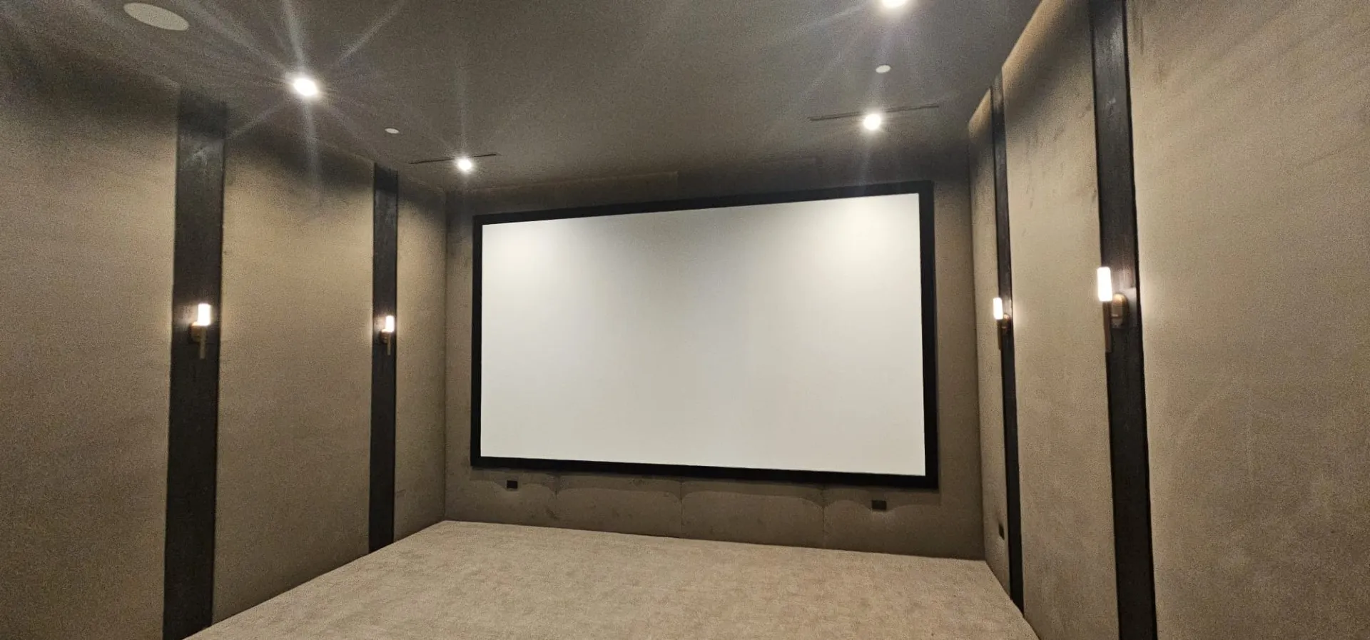 Home Theater Cinema & Media Rooms 1